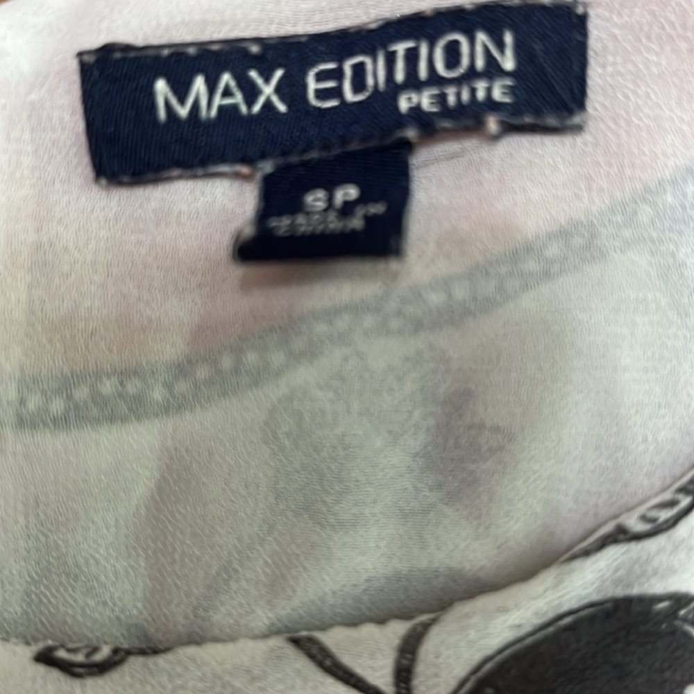 Max Edition Floral Tank Top - Pink and Black S Petite - Picture 4 of 4